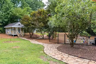 360 Kent Rd, Roswell, GA 30075 - Photo 88