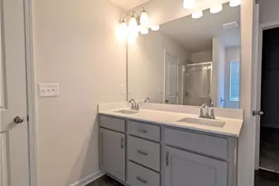 1354 Willow Brk Cir, Jonesboro, GA 30238 - Photo 12
