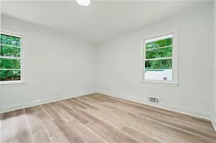 2749 Eastfield Road SE, Smyrna, GA 30080 - Photo 16
