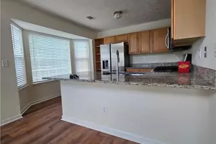 3349 Vintage Pointe Ct, Lawrenceville, GA 30044 - Photo 4
