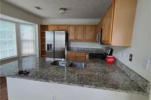 3349 Vintage Pointe Ct, Lawrenceville, GA 30044 - Photo 2