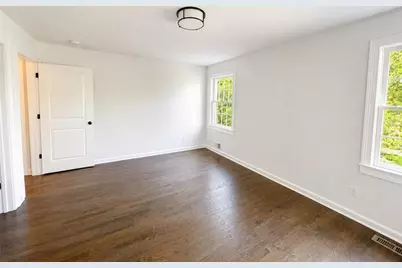 4586 Peachtree Dunwoody Road, Atlanta, GA 30342 - Photo 6
