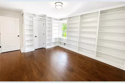 4586 Peachtree Dunwoody Road, Atlanta, GA 30342 - Photo 8