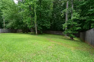 632 Oakview Trail, Stone Mountain, GA 30087 - Photo 2