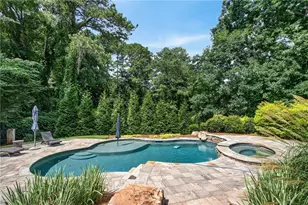 4766 Chamblee Dunwoody Rd, Dunwoody, GA 30338 - Photo 30