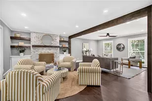 4766 Chamblee Dunwoody Rd, Dunwoody, GA 30338 - Photo 8