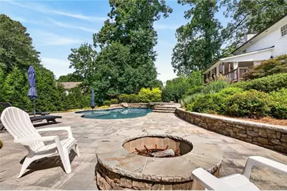 4766 Chamblee Dunwoody Road, Dunwoody, GA 30338 - Photo 32