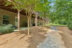2002 Raven Wy, Atlanta, GA 30341 - Photo 38