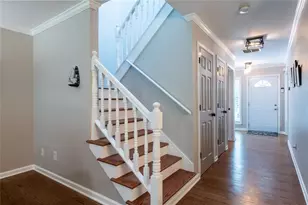 6391 Hawthorne Terrace, Peachtree Corners, GA 30092 - Photo 12