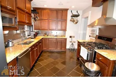 1079 Monroe Drive NE, Atlanta, GA 30306 - Photo 14