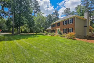 3041 Coach Ln, Marietta, GA 30062 - Photo 4