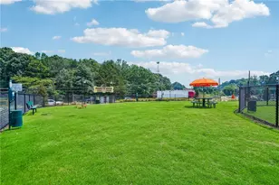 2615 Skyline Dr, Atlanta, GA 30337 - Photo 30