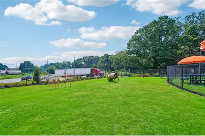2615 Skyline Drive, Atlanta, GA 30337 - Photo 26