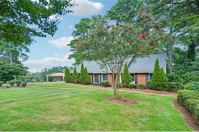 2615 Skyline Drive, Atlanta, GA 30337 - Photo 2