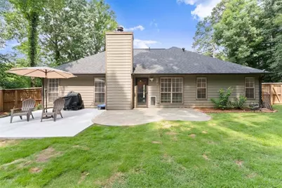 2035 Huntington Hill Trace, Buford, GA 30519 - Photo 20