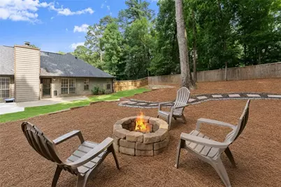 2035 Huntington Hill Trace, Buford, GA 30519 - Photo 2