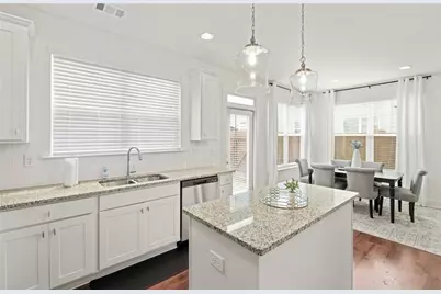 7651 Squire Court, Fairburn, GA 30213 - Photo 8
