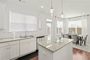 7651 Squire Ct, Fairburn, GA 30213 - Photo 8