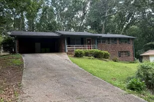 5835 S Bear Dr, Douglasville, GA 30135 - Photo 10