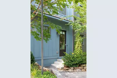 132 Pacer Place, Atlanta, GA 30342 - Photo 2