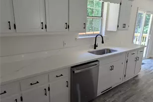 5019 Bird Rd, Gainesville, GA 30506 - Photo 10