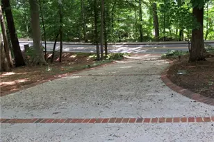 4464 Woodland Brook Dr SE, Atlanta, GA 30339 - Photo 4