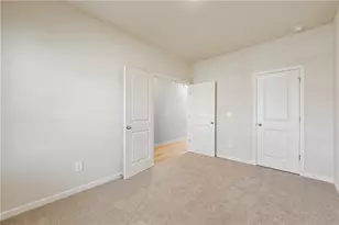 6921 Winchester Pl, Fairburn, GA 30213 - Photo 14