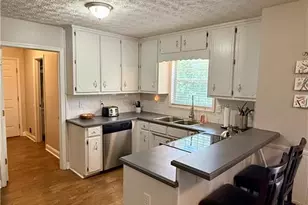 1290 Waterwood Dr, Loganville, GA 30052 - Photo 4
