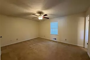 734 Marthas Dr, Lawrenceville, GA 30045 - Photo 10