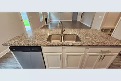 352 Newshaw Drive, Lawrenceville, GA 30046 - Photo 10