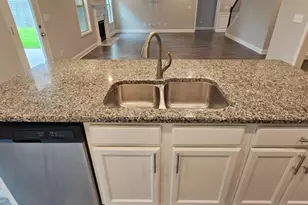 352 Newshaw Dr, Lawrenceville, GA 30046 - Photo 10