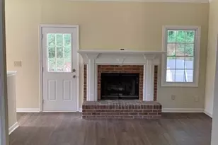 3000 Oak Meadow Dr, Snellville, GA 30078 - Photo 8