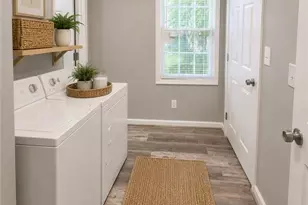 1280 Elizabeth Ave SW, Atlanta, GA 30310 - Photo 4