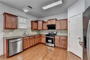 2104 Nelms Pointe Landing, Lawrenceville, GA 30043 - Photo 10