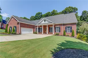 613 River Chase, Hoschton, GA 30548 - Photo 2