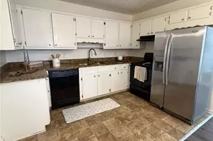 4416 Cary Dr, Snellville, GA 30039 - Photo 10