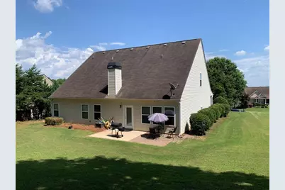 5515 Preserve Point, Flowery Branch, GA 30542 - Photo 4