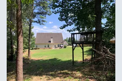 5515 Preserve Point, Flowery Branch, GA 30542 - Photo 8