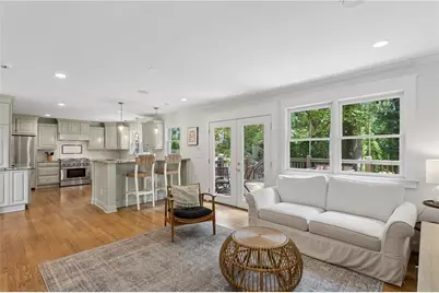 2559 Sharondale Drive NE, Atlanta, GA 30305 - Photo 12