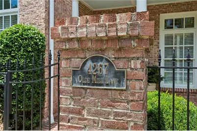 4267 Olde Mill Lane NE, Atlanta, GA 30342 - Photo 4