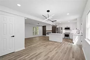 3434 Irvin Dr, Loganville, GA 30052 - Photo 6