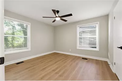 311 Henry Aaron Avenue SW, Atlanta, GA 30310 - Photo 20