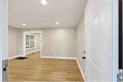 311 Henry Aaron Avenue SW, Atlanta, GA 30310 - Photo 16