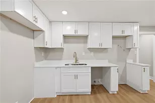 311 Henry Aaron Ave SW, Atlanta, GA 30310 - Photo 18