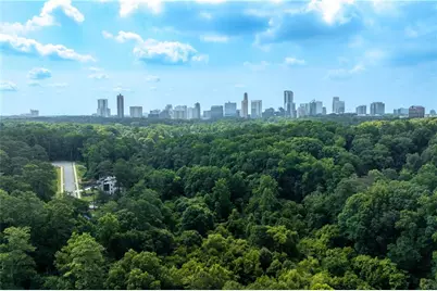 276 Lakemoore Drive NE #C, Atlanta, GA 30342 - Photo 26