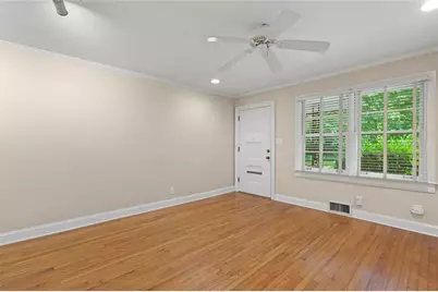 129 Parkside Circle, Decatur, GA 30030 - Photo 8