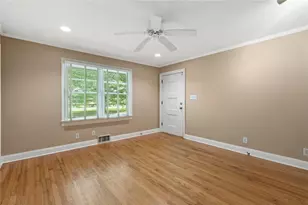 129 Parkside Cir, Decatur, GA 30030 - Photo 36