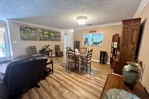 831 Lake Hollow Blvd SW, Marietta, GA 30064 - Photo 2