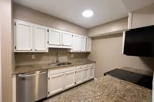 831 Lake Hollow Blvd SW, Marietta, GA 30064 - Photo 2