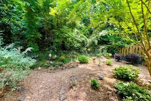 831 Lake Hollow Blvd SW, Marietta, GA 30064 - Photo 22